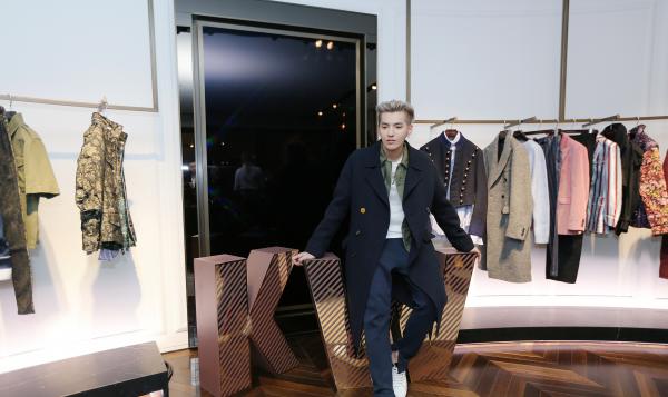 1480389789847007.jpg d60fbcc9gw1fa87gs32hej21w019cx6s.jpg